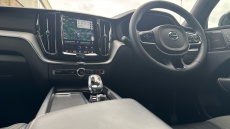 Volvo Xc60 2.0 B4P Plus Dark 5dr Geartronic Petrol Estate